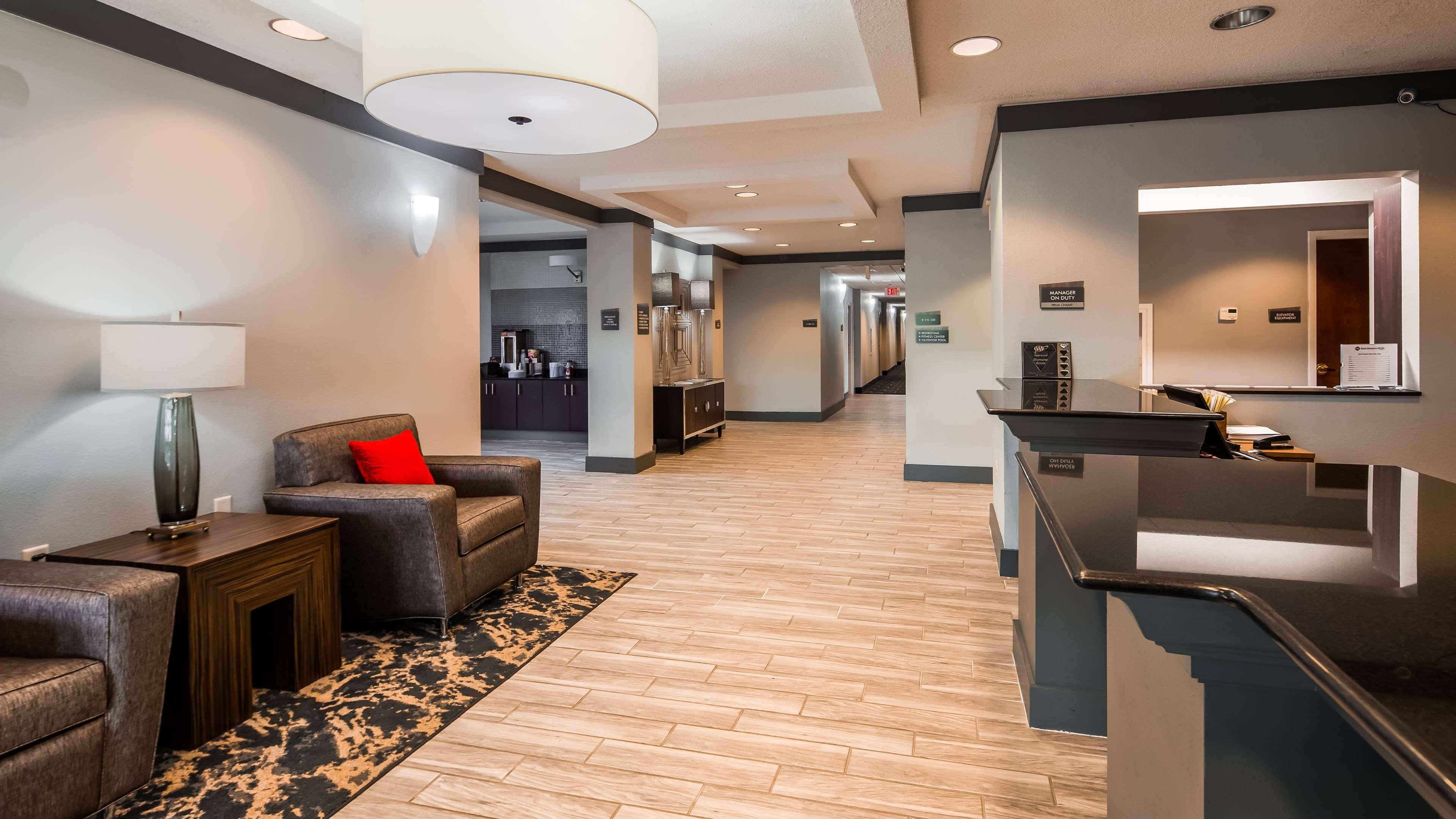 Best Western Plus Philadelphia-Choctaw Hotel And Suites Eksteriør billede
