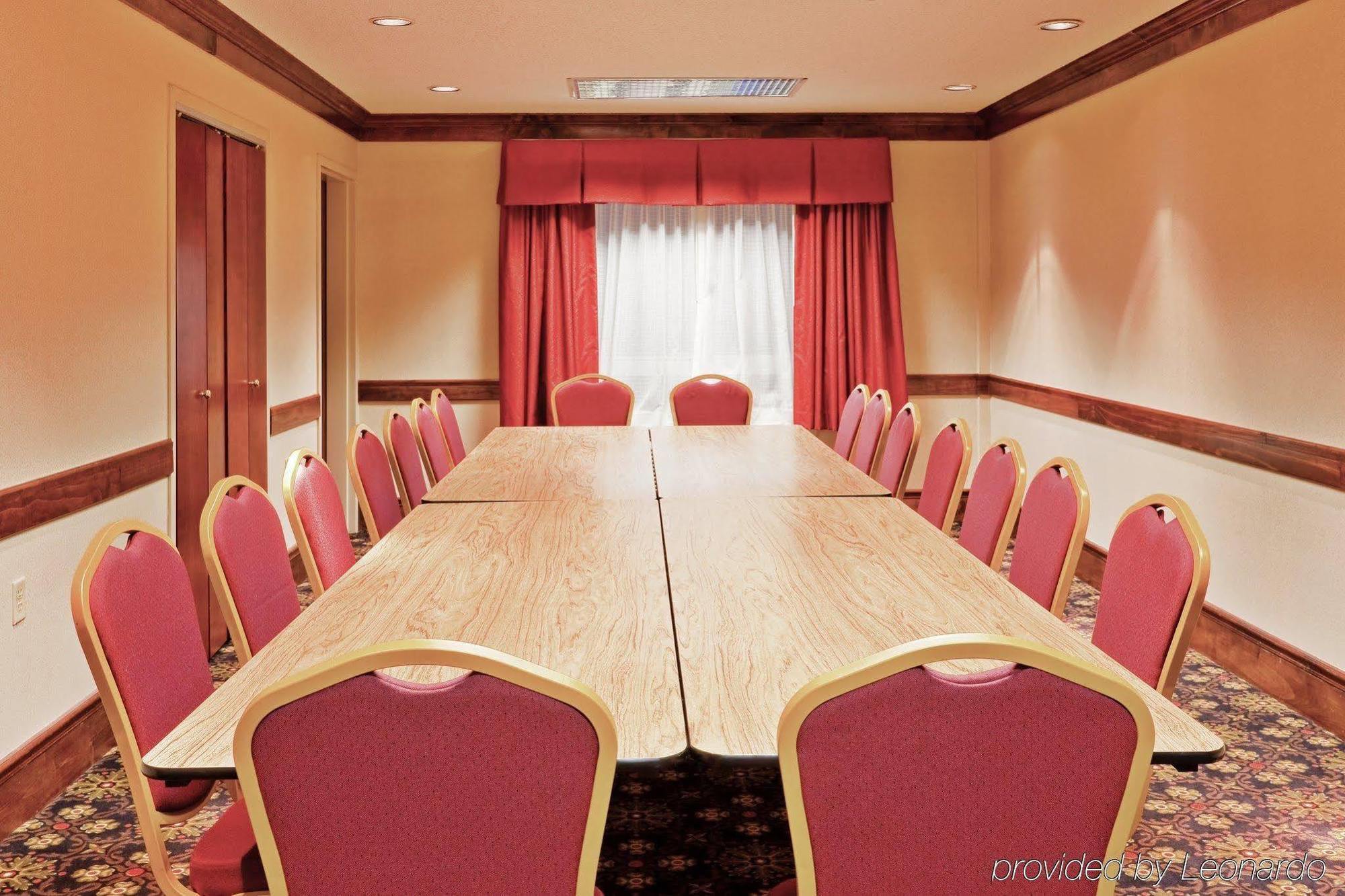 Best Western Plus Philadelphia-Choctaw Hotel And Suites Faciliteter billede